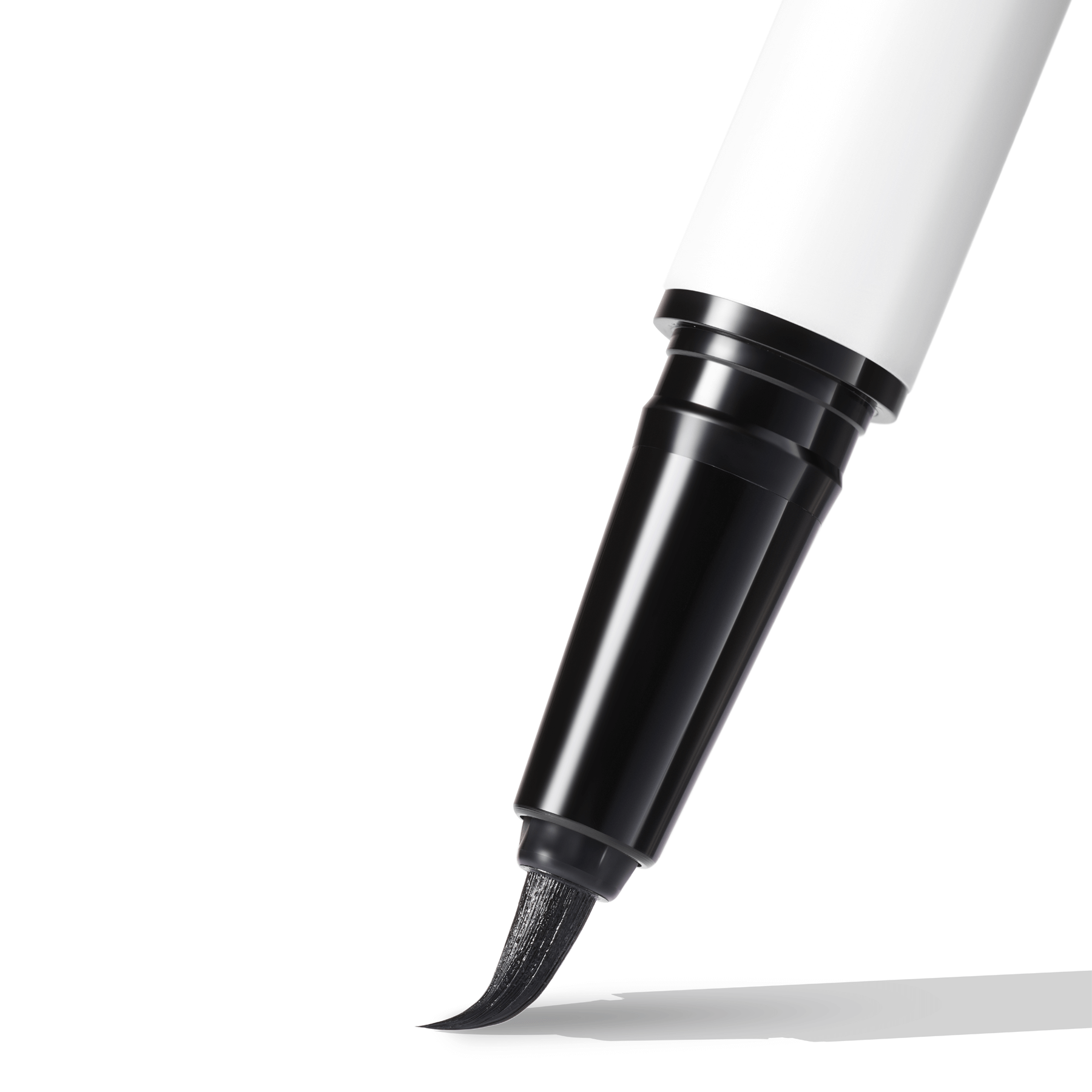 Artistry Go Vibrant™ Longwearing Liquid Eyeliner